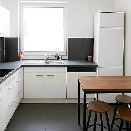 Гостевой дом Eva Zentral Guenstig