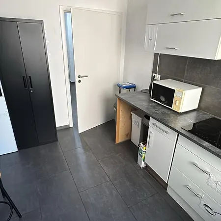 Eva Zentral Guenstig Πανσιόν *